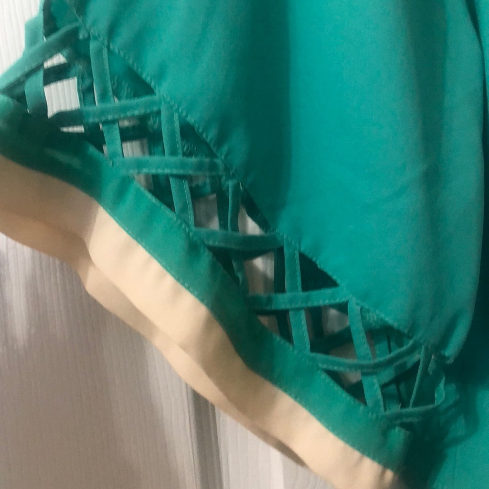 Blouse - Picture 3 of 6